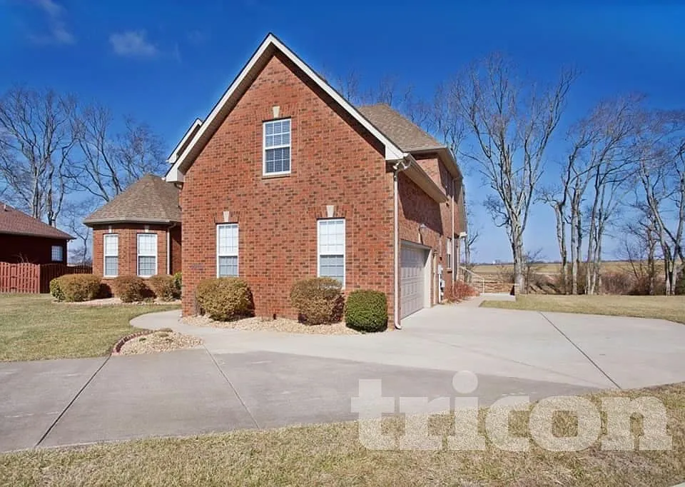1410 Deerskin Ct