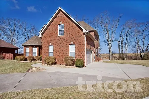 1410 Deerskin Ct Photo 1