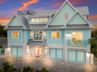 118 Mangrove Ave, Anna Maria, FL 34216