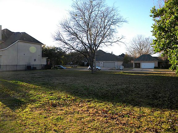 View from the  back right side of lot