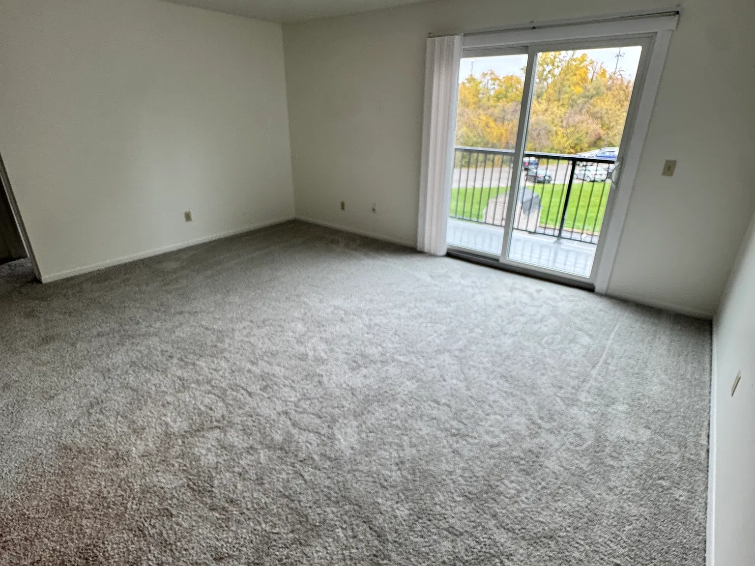 S Saginaw St, Lapeer — Photo 1