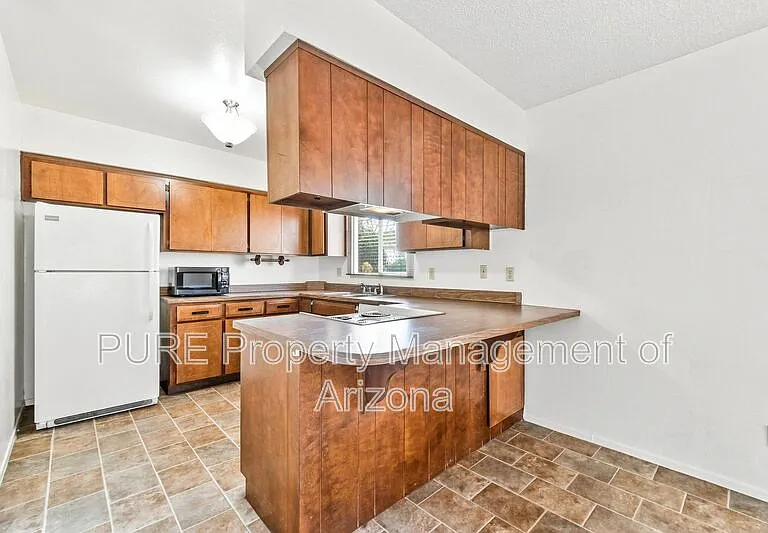 2604 W Ellis Dr — Photo 8