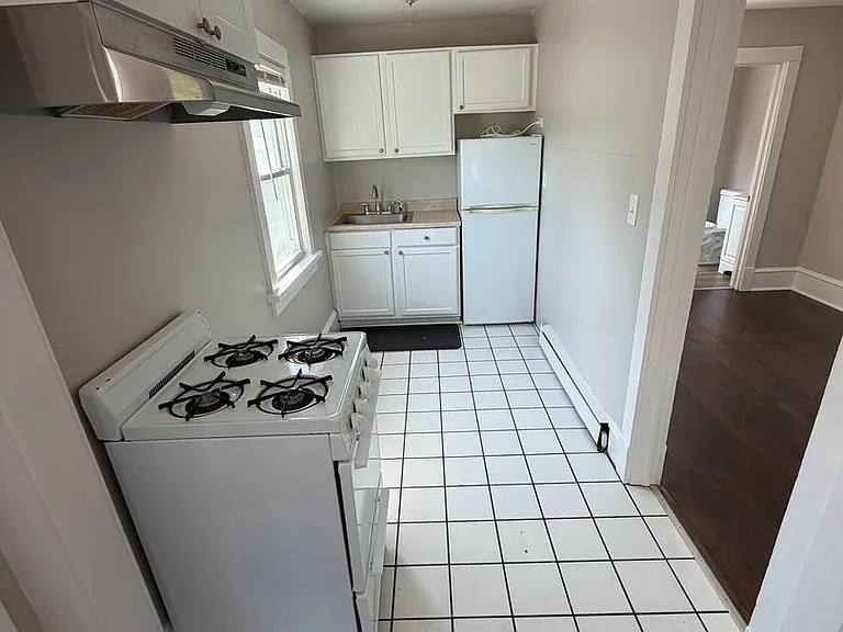 2114 E Landis Ave — Photo 15
