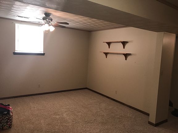 2nd image of 322 James St