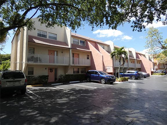 3rd image of 3760 NW 115th Ave APT 1