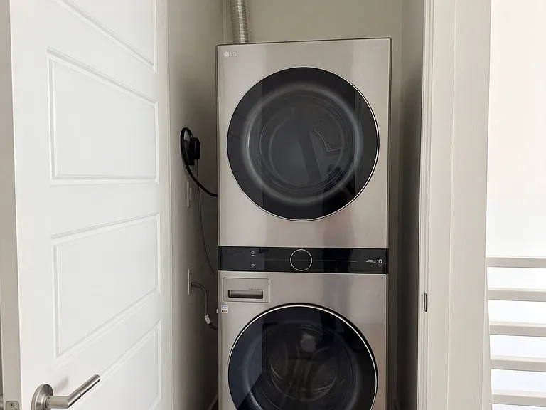 3rd floor 
- laundry