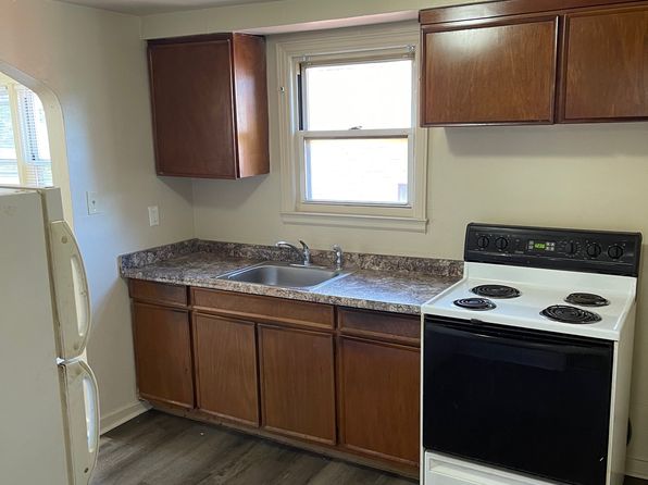 211 Burdine Ave #2