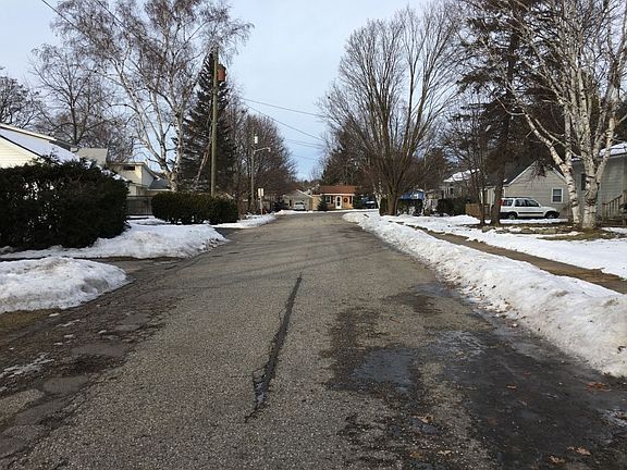 4th image of 444 N 5th Pl