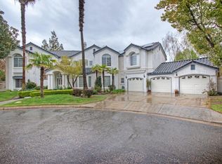 851 E Sparrow Ct, Fresno, CA