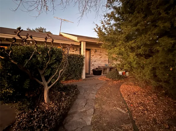 1805 Dunning St, Irving, TX 75061