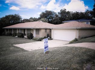 2001 Standifer St, Fort Worth, TX 76164