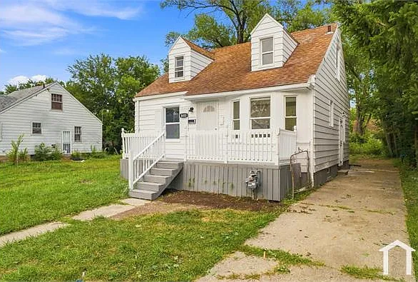 3 bed, 976 sqft, $1,300 — Photo 4