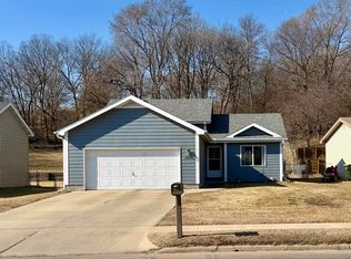 1915 Casselman St, Sioux City, IA 51103