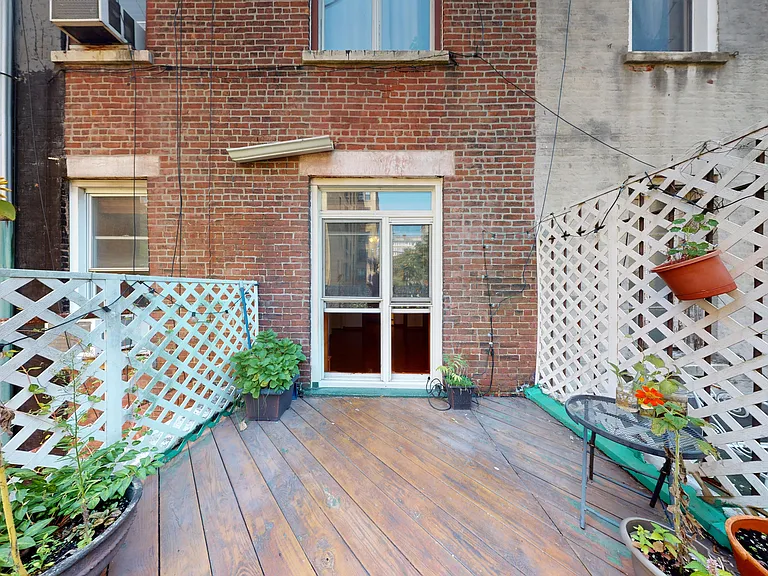 325 W 88th St #8 — Photo 3