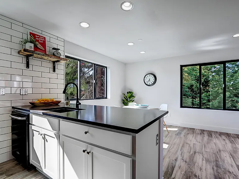 1126 N 90th St #GALLOWAY201 — Photo 5