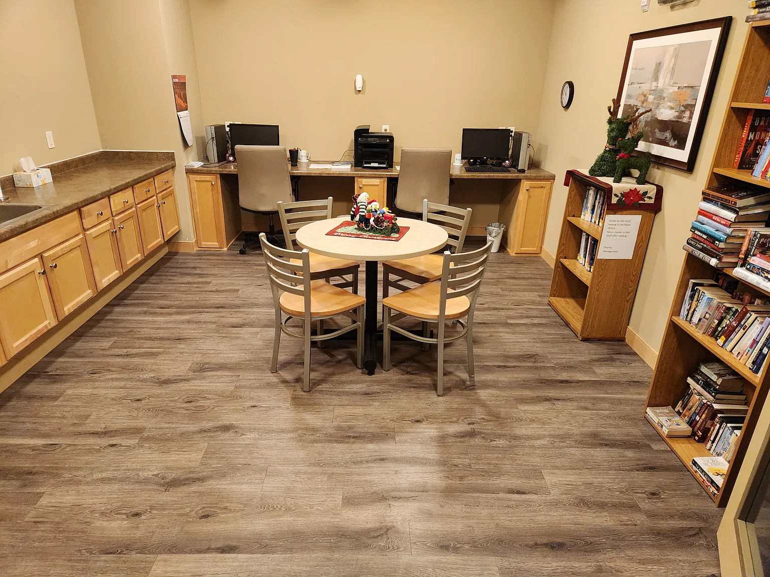 2 bed, 1074 sqft, $999 — Photo 4