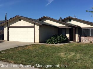 303 Blossom Dr, Ripon, CA 95366