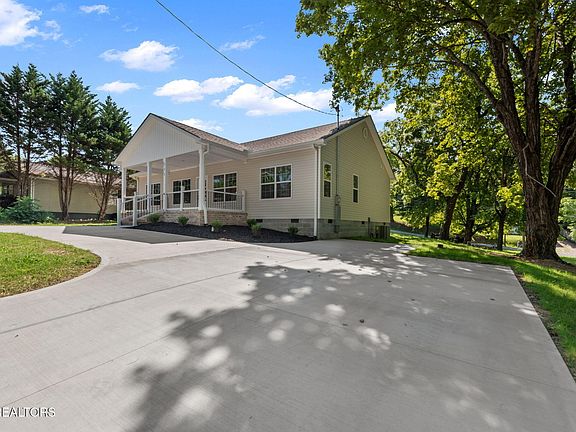 4th image of 711 Byrd St