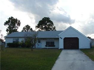 3074 SW Longleaf Ct, Port Saint Lucie, FL 34953