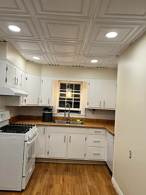 127-129 Maxfield St #127