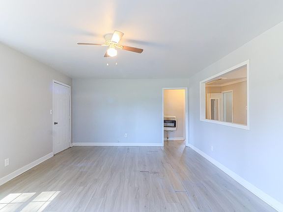 5th image of 205 E Matthews St