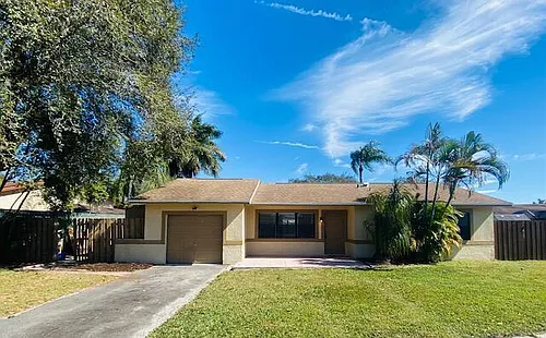 18437 Spanish Isles Pl #0 Photo 1 18437 Spanish Isles Pl #0 Photo 1