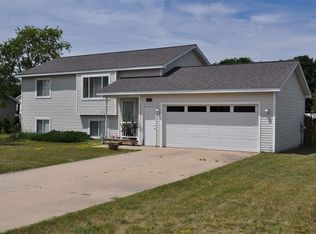 2510 Woodcock Ln, Traverse City, MI 49685