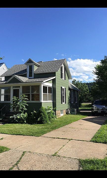2nd image of 355 E Mark St