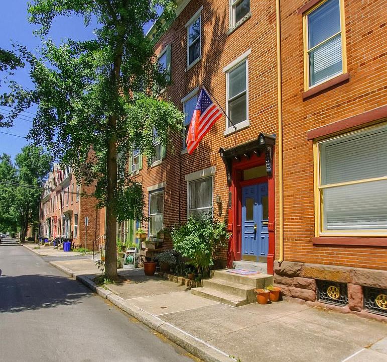 1st image of 1709 Penn St