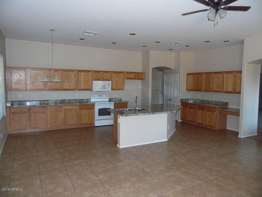1st image of 18038 W Mauna Loa Ln