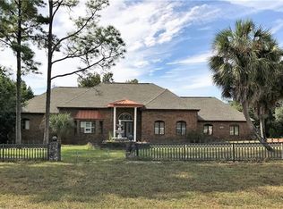 5385 Suwannee Rd, Weeki Wachee, FL 34607