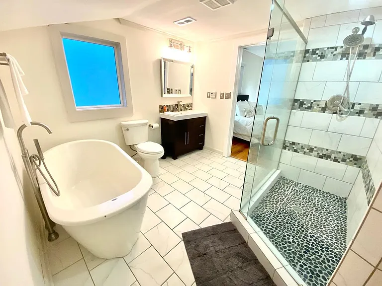 415 Grayson St NE — Photo 3