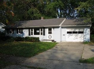 2002 Liberty Ln, Janesville, WI 53545