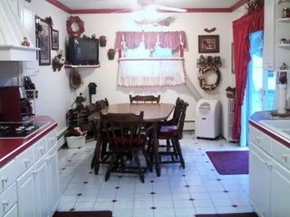 218 B St, Girardville, PA 17935