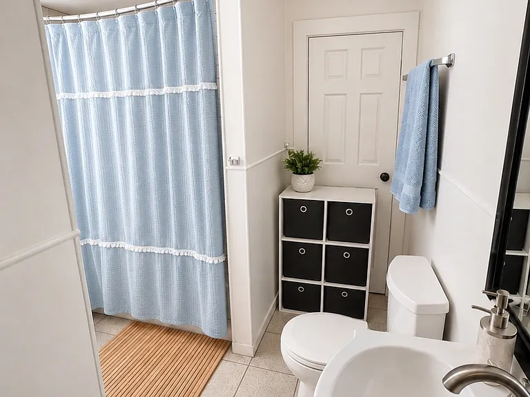 13 1/2 Cushing Ave #13B — Photo 9