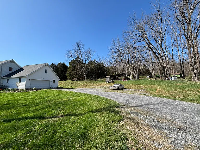 855 Old Spruce Rd — Photo 3