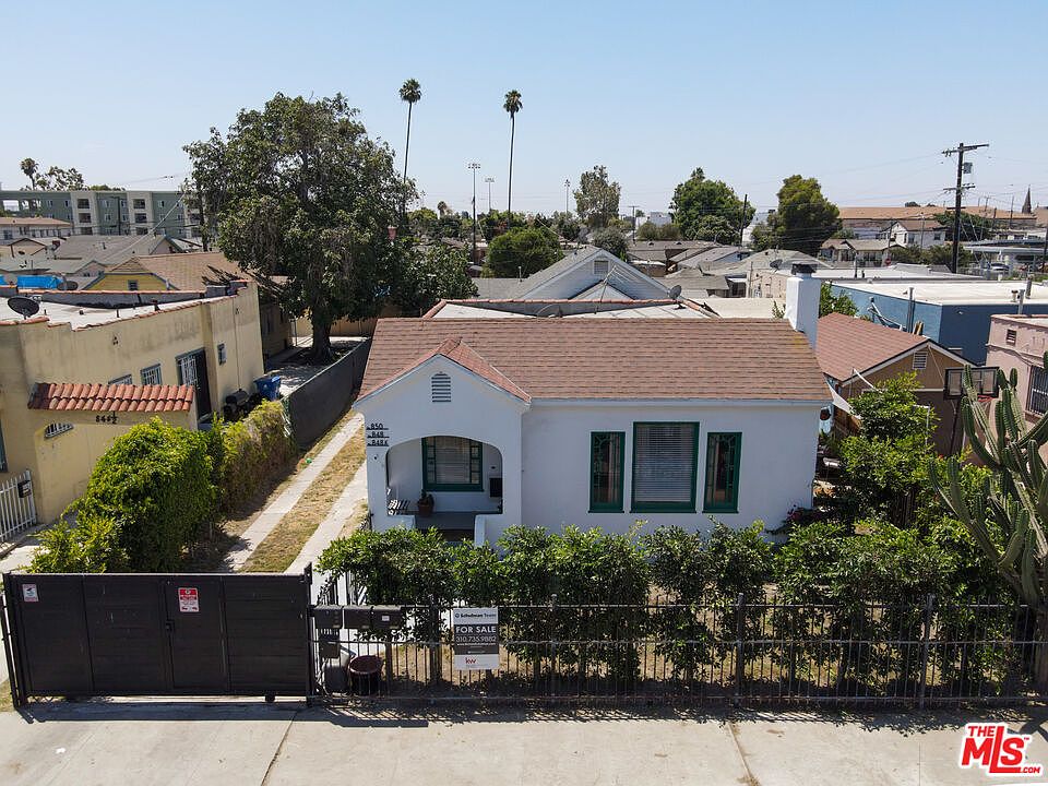 848 W 68th St, Los Angeles, CA 90044 Zillow