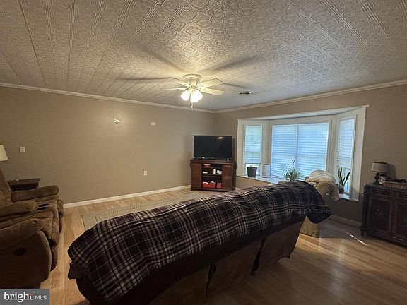 4th image of 14625 Carleton Ln