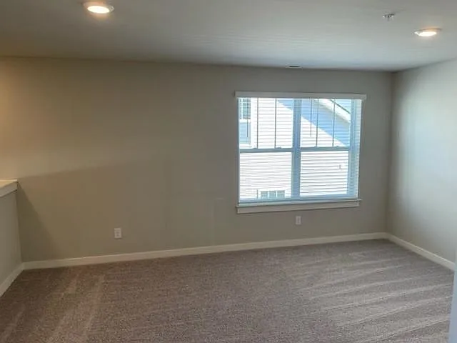 658 Birdie Dr — Photo 24