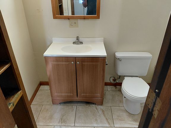2nd image of 3121 Belmont St APT D