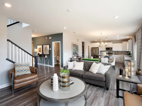 121 4th St NW, Delano, MN 55328