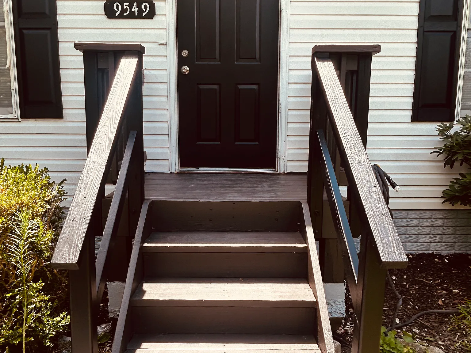 3 bed, 1836 sqft, $3,100 — Photo 2
