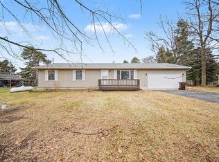 4025 Oakley Rd, Stockbridge, MI 49285