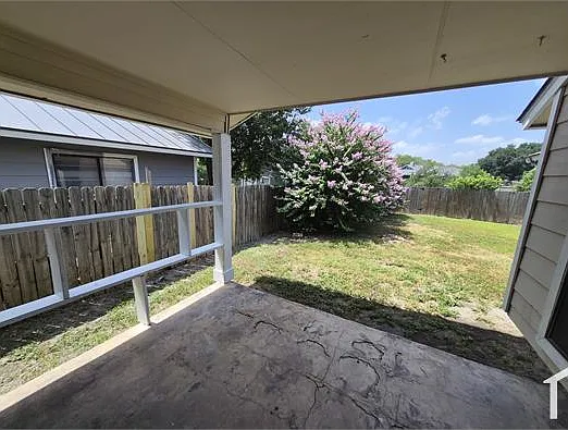 8469 Maple Ridge Dr #- — Photo 10