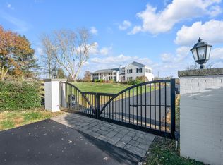 810 Delong Rd, Lexington, KY 40515