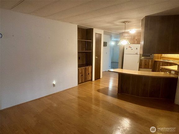 5th image of 1316 91st Avenue SE #9