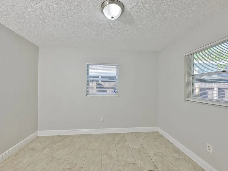 15616 Avalon Ave #2 — Photo 19