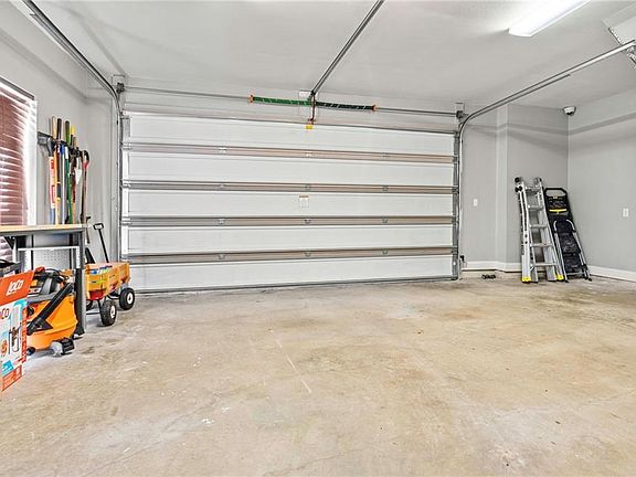 5th image of 109 Lac Cypriere Dr