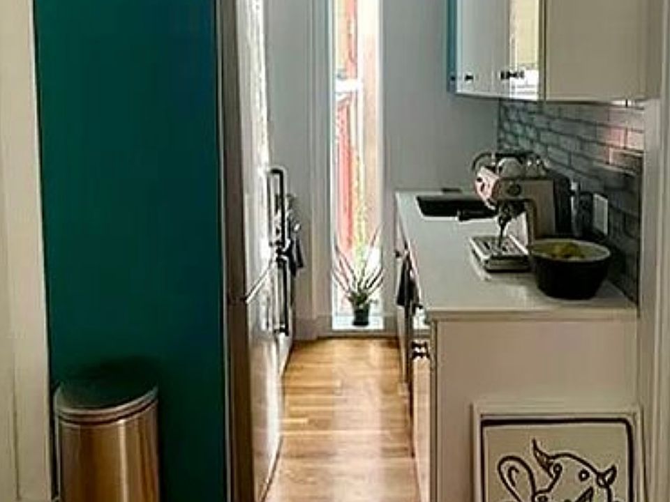 1st image of 509 Vanderbilt Ave #3R