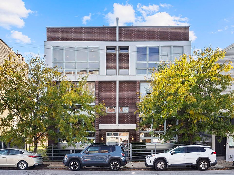 1st image of 1327 W Grand Ave #3E